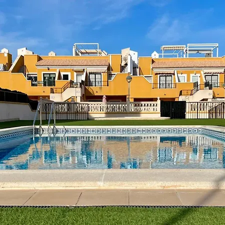 Apartment Arenales Beach Apartament *